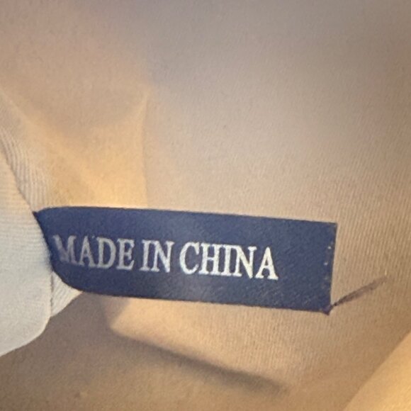 Patent Vinyl Dome Satchel Handbag  Cream Gold Frame Clasp  Structured Top Handle - Picture 10 of 13